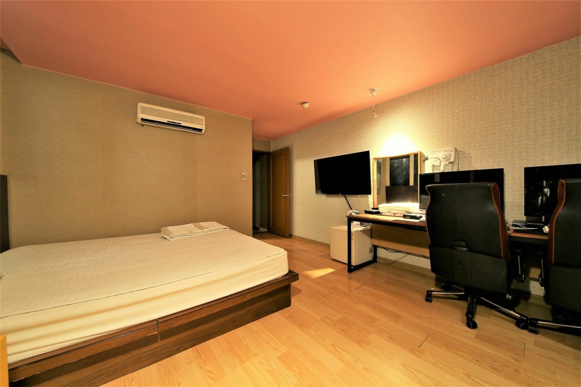 Sasang J Motel Bagian luar foto