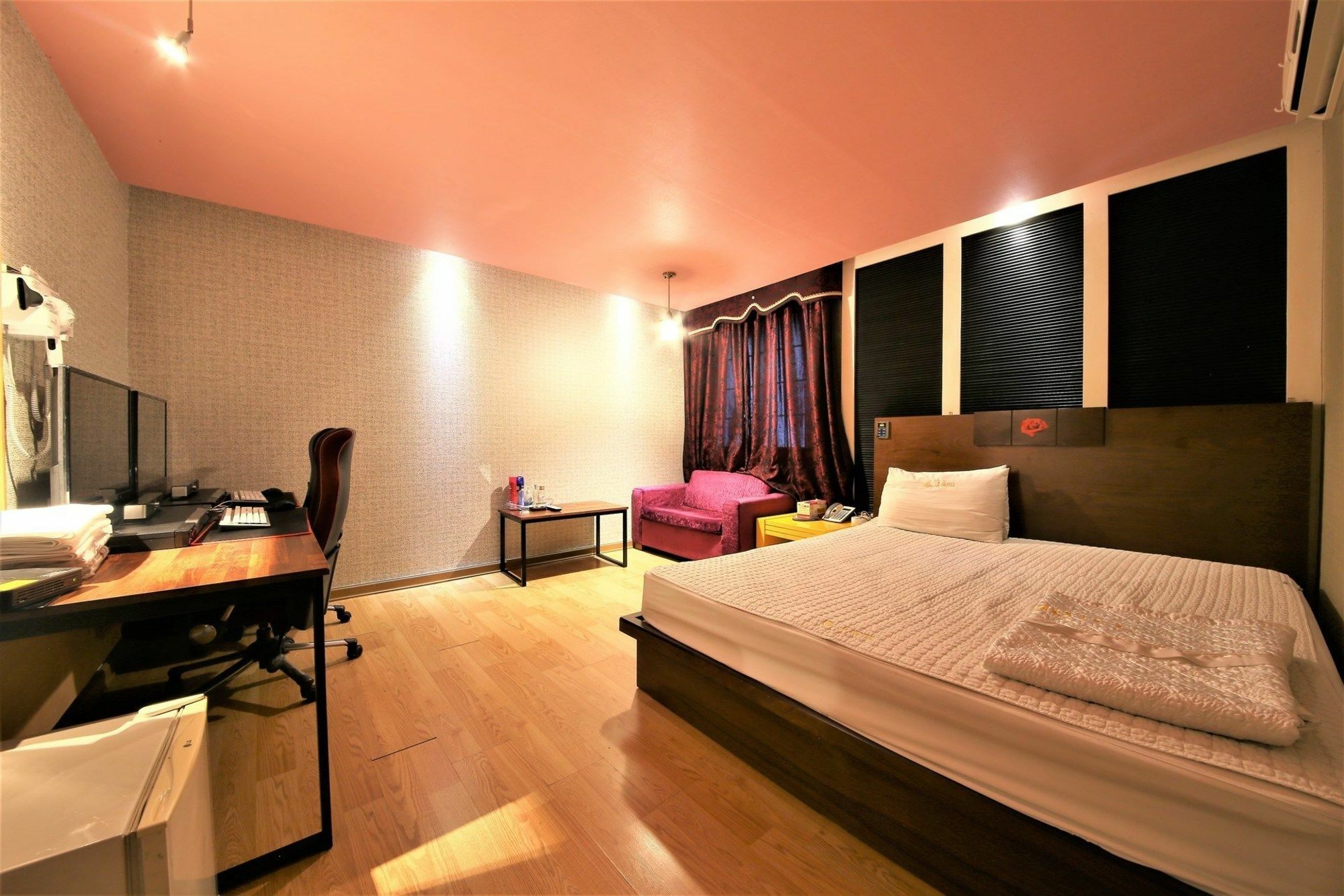 Sasang J Motel Bagian luar foto