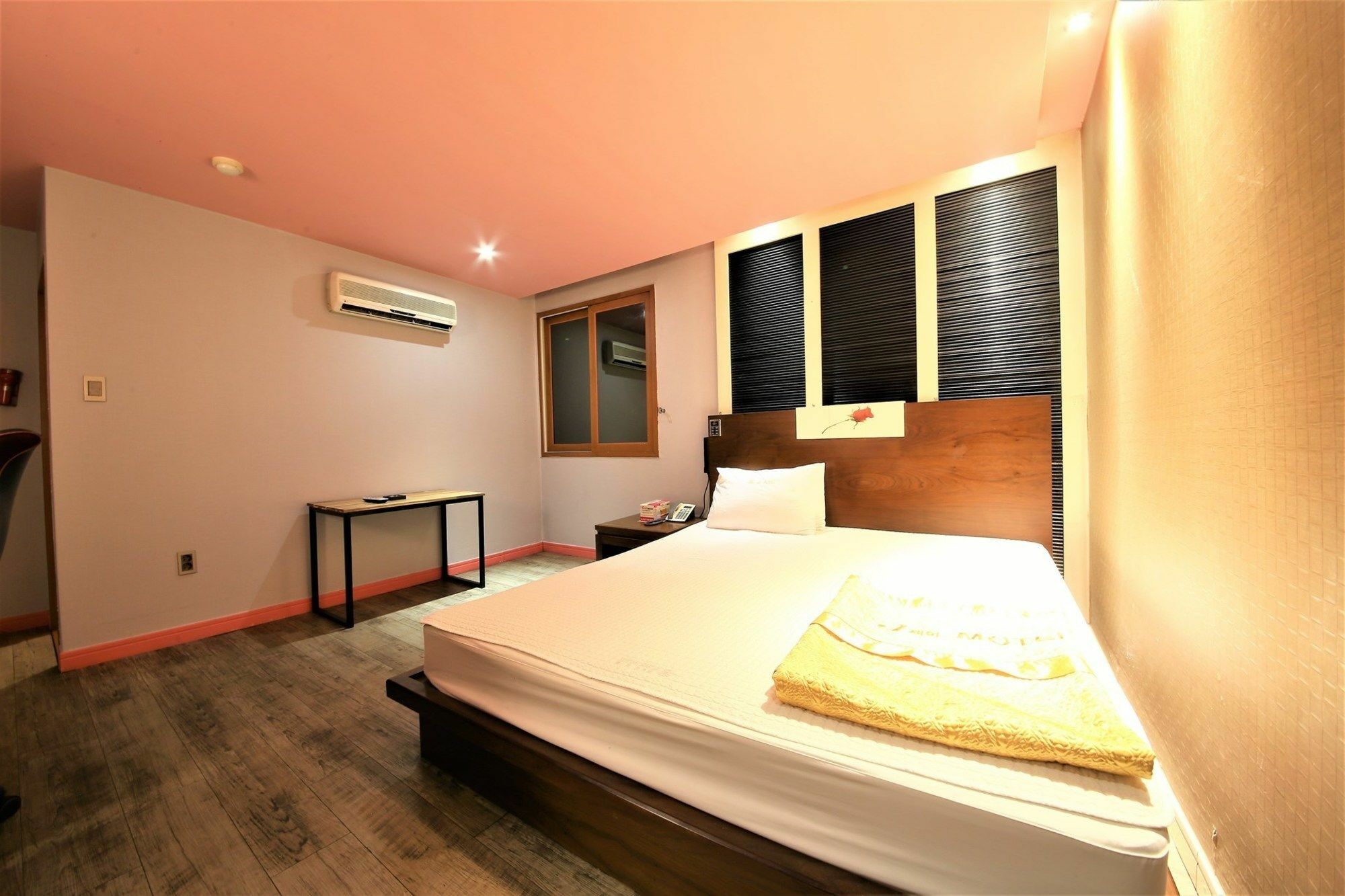 Sasang J Motel Bagian luar foto