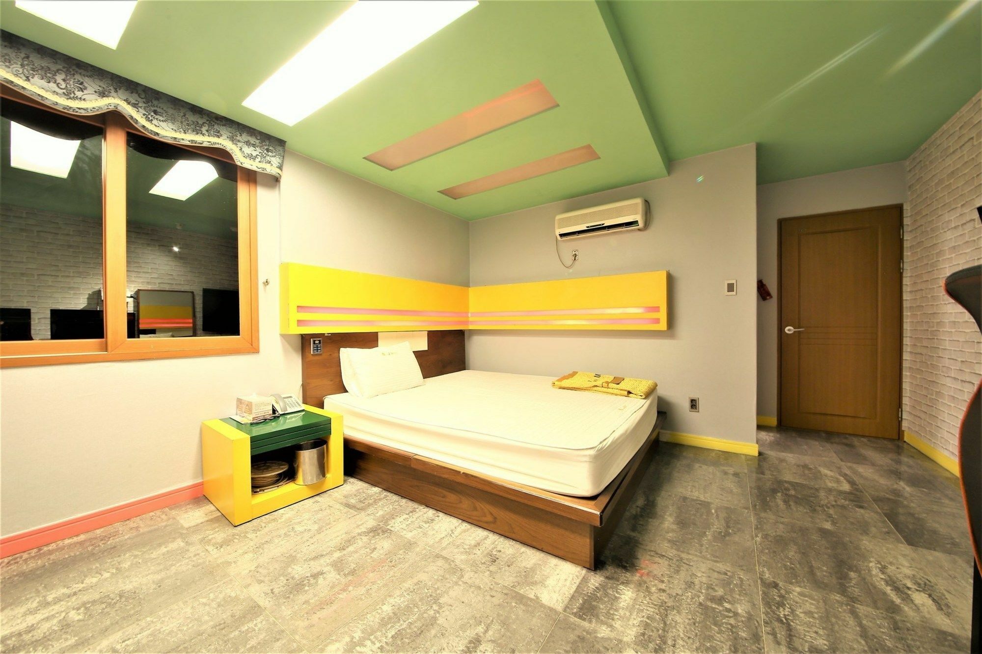 Sasang J Motel Bagian luar foto