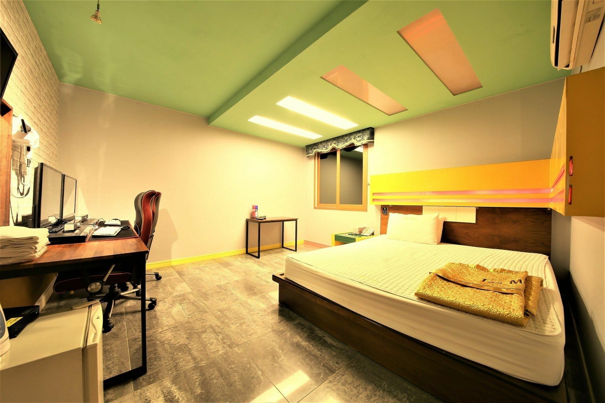 Sasang J Motel Bagian luar foto